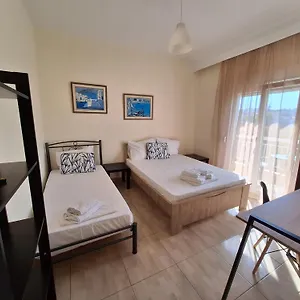  Pensiune Akrogiali
